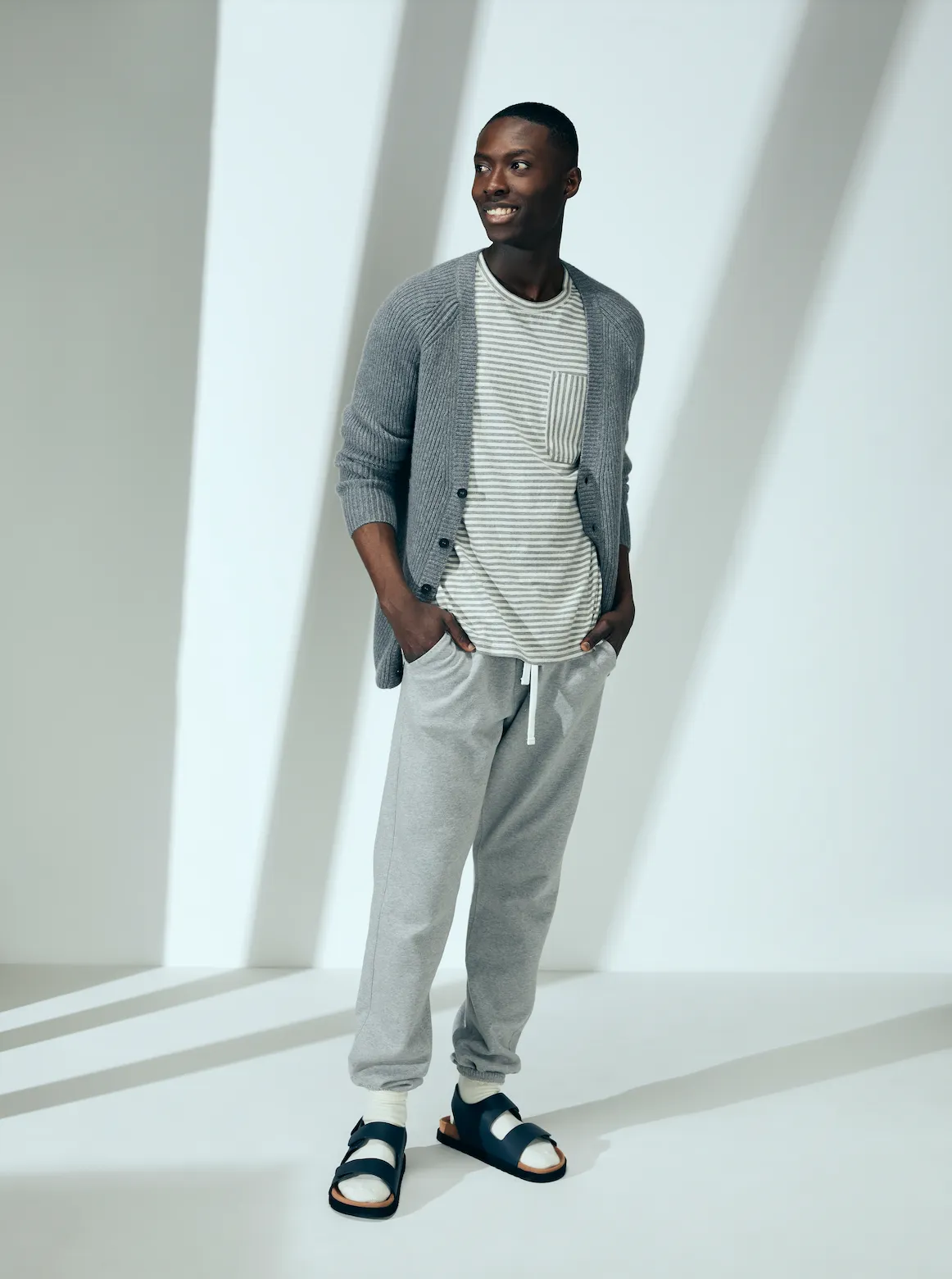 100% Cashmere Ribbed Cardigan in Grey