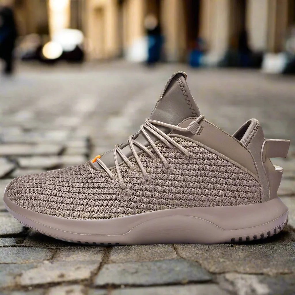 1Tweezy 415 Running Sneakers