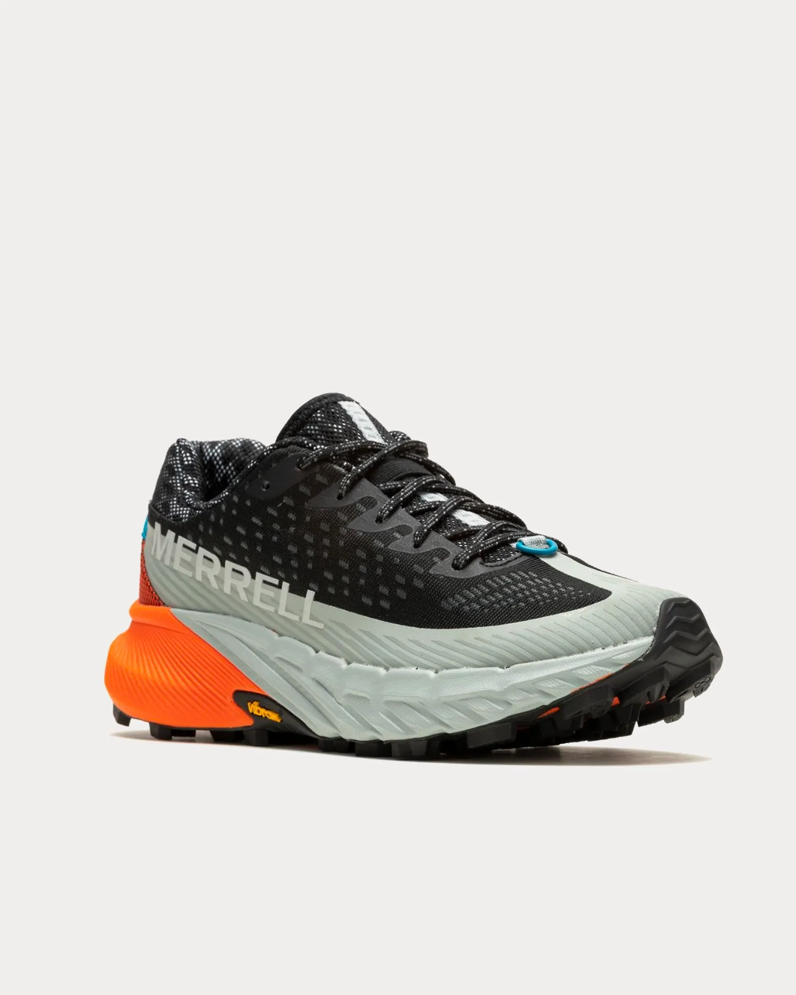 Agility Peak 5 Black /Tangerine Running Shoes