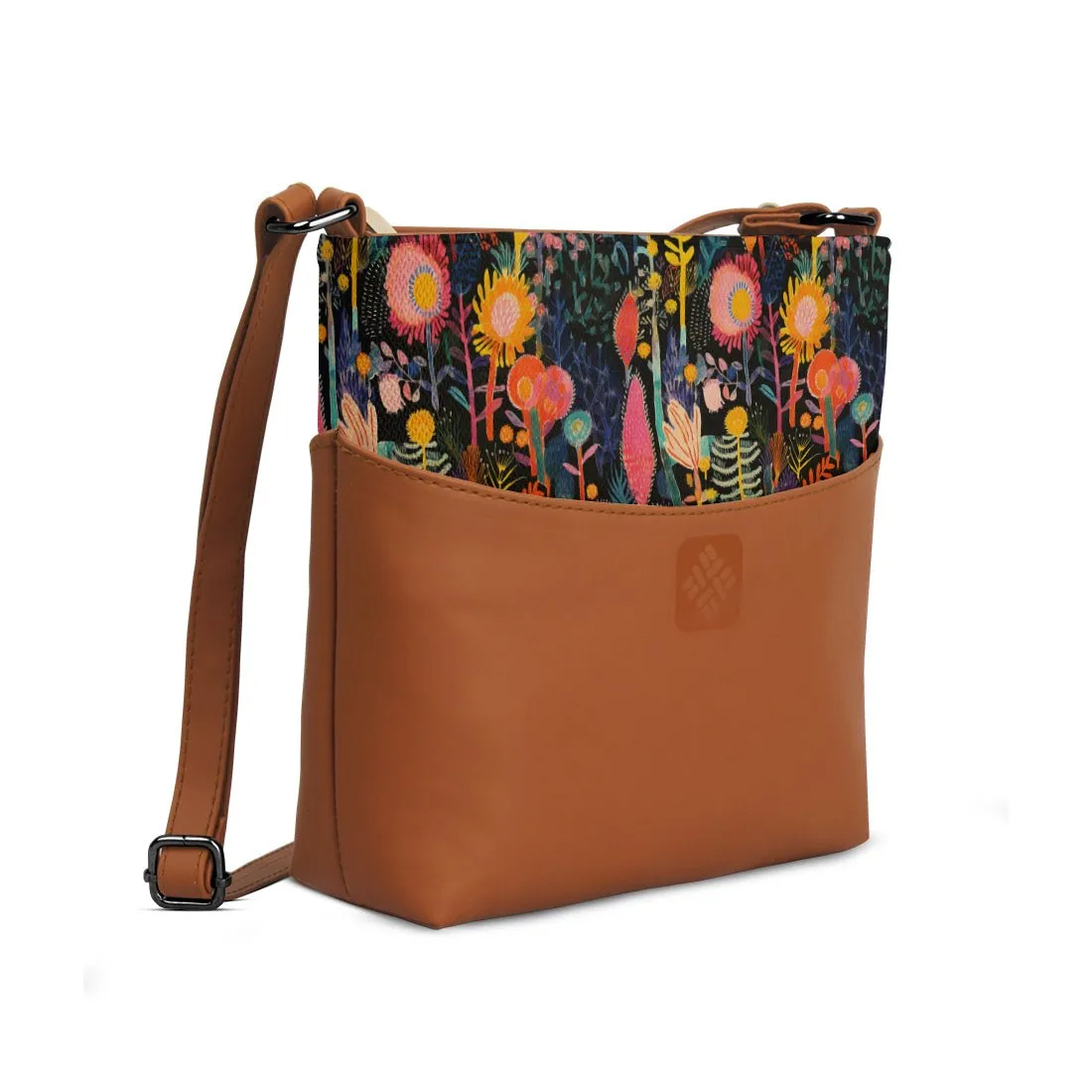 Chic Essentials Crossbody Midnight Floralscape