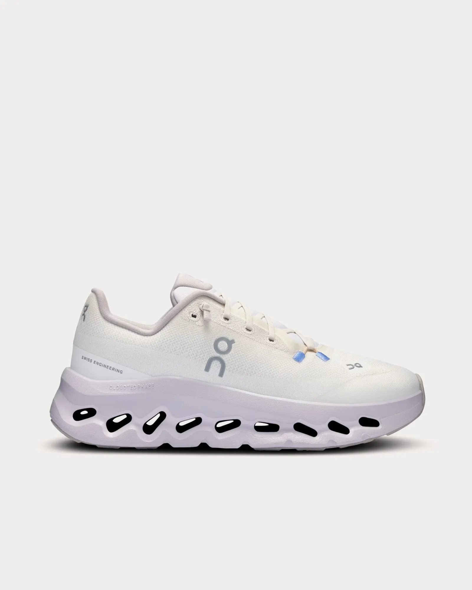 Cloudtilt Sand / Lavender Low Top Sneakers