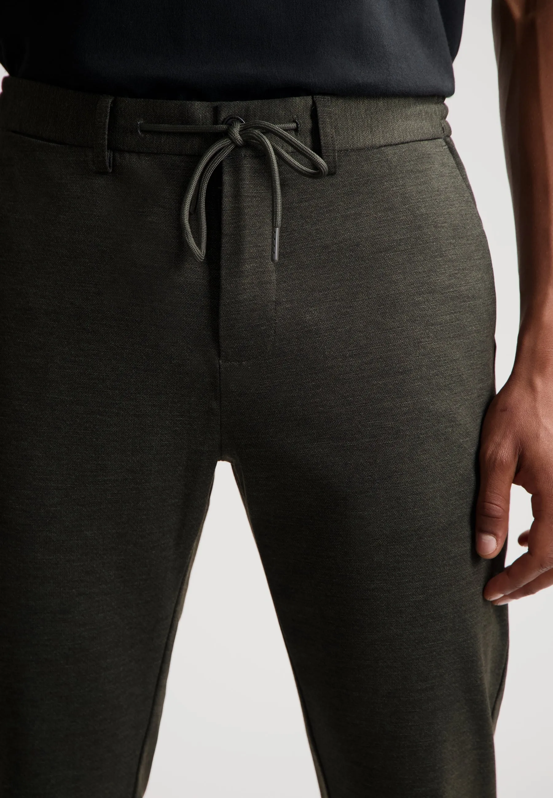 Lancaster Tapered Jogger Pattern Sweat Pant in Dark Army