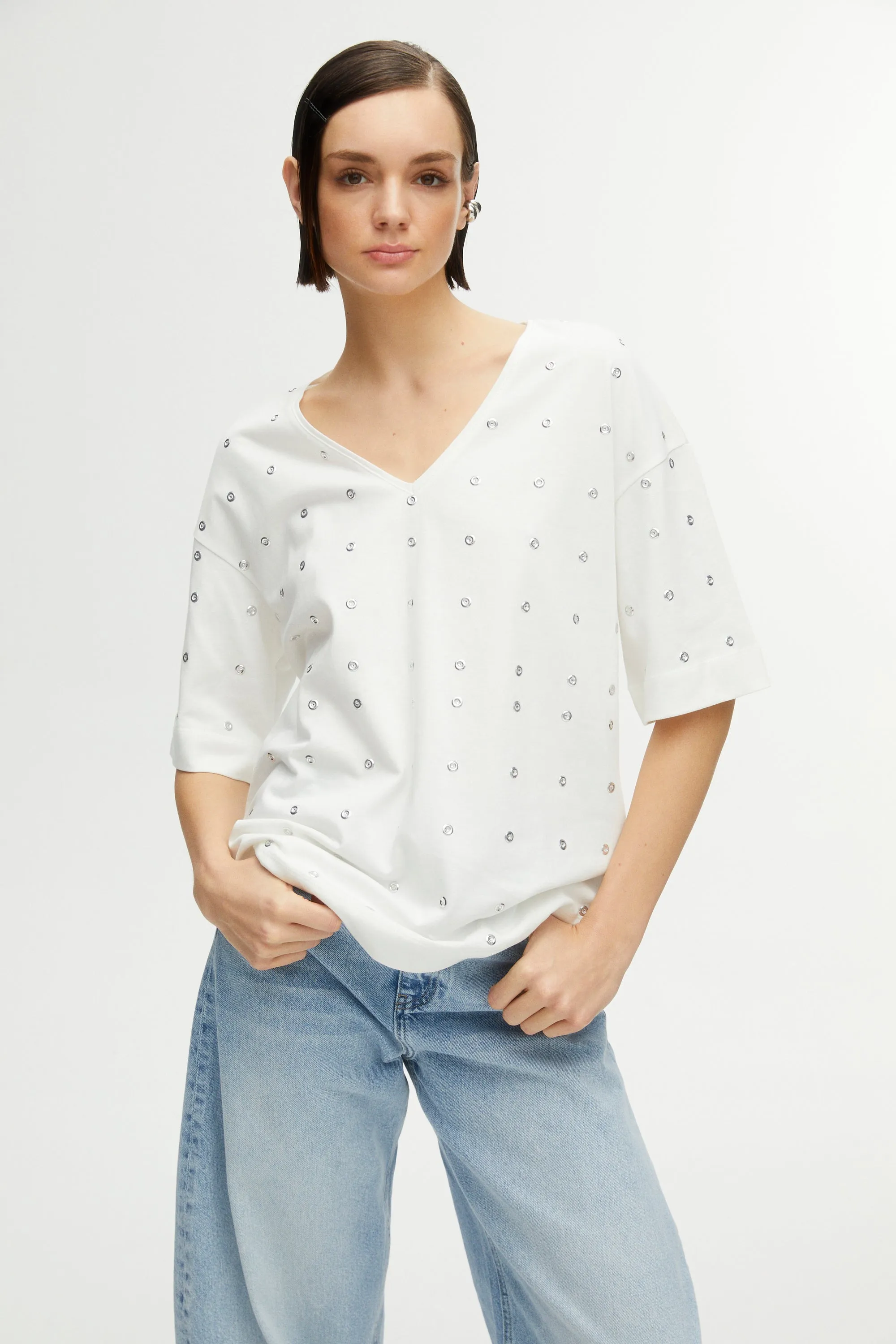 Metal Ring Embroidered T-Shirt (Final Sale)